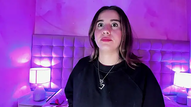 Snapshot of LanaHerondale chatting on February 9, 2025, 9:37 am LanaHerondale online show from February 9, 2025, 9:37 am