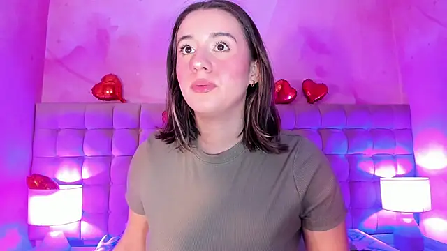 Snapshot of LanaHerondale chatting on February 23, 2025, 6:28 am LanaHerondale online show from February 23, 2025, 6:28 am