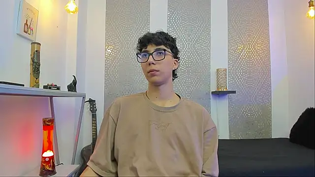 Nikolay Gregori online show from September 18, 2025, 4:15 am