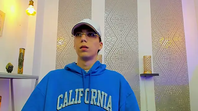 Nikolay Gregori online show from December 22, 2025, 4:01 am