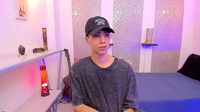 Nikolay Gregori online show from December 1, 2025, 4:24 am