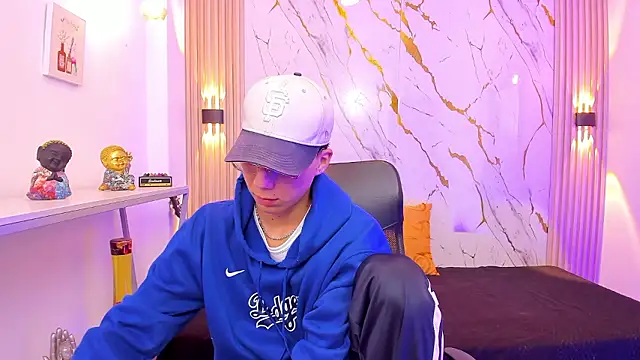 Nikolay Gregori online show from January 15, 2026, 4:16 am