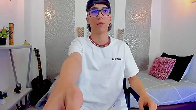 Nikolay Gregori online show from March 9, 2025, 7:56 am