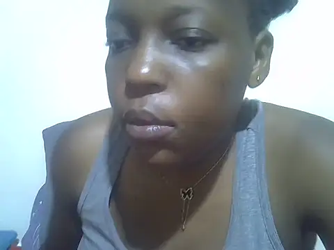 Snapshot of miss_tash chatting on April 14, 2026, 11:43 pm miss tash online show from April 14, 2026, 11:43 pm