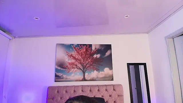 Snapshot of Julianaa_Castro_ chatting on February 3, 2026, 11:37 am Julianaa Castro online show from February 3, 2026, 11:37 am