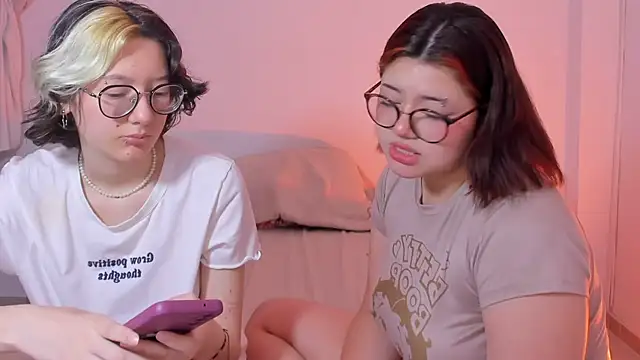 Snapshot of Gaby_Danna chatting on March 12, 2025, 9:56 pm Gaby Danna online show from March 12, 2025, 9:56 pm