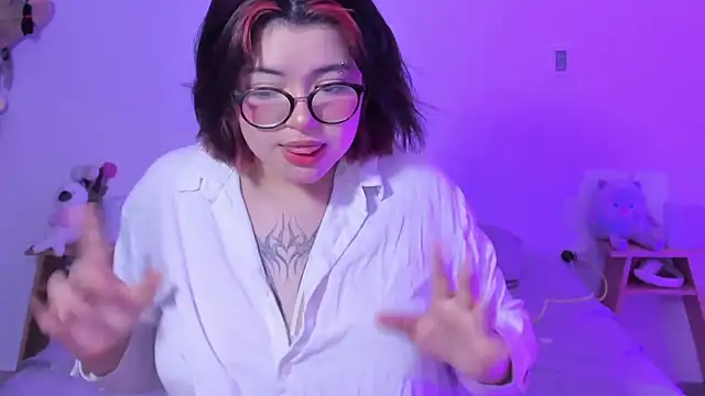 Snapshot of Gaby_Danna chatting on February 21, 2025, 1:11 am Gaby Danna online show from February 21, 2025, 1:11 am