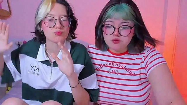 Snapshot of Gaby_Danna chatting on March 18, 2025, 12:08 am Gaby Danna online show from March 18, 2025, 12:08 am