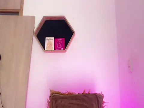 Snapshot of Gorrion__ chatting on November 5, 2025, 11:41 pm Gorrion online show from November 5, 2025, 11:41 pm