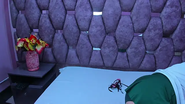 AlaSmith online show from November 10, 2025, 2:27 am