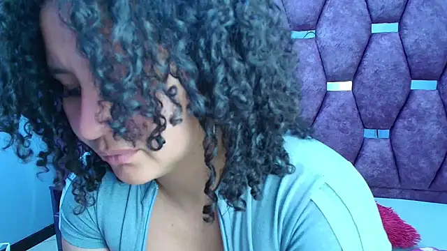 Snapshot of AlaSmith chatting on May 14, 2026, 1:46 am AlaSmith online show from May 14, 2026, 1:46 am