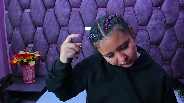 AlaSmith online show from December 3, 2025, 2:12 am