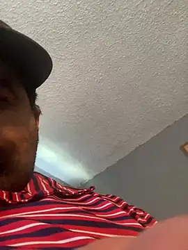 Miguel16i online show from February 25, 2025, 5:30 pm