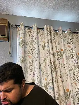 Miguel16i online show from March 12, 2025, 5:07 pm