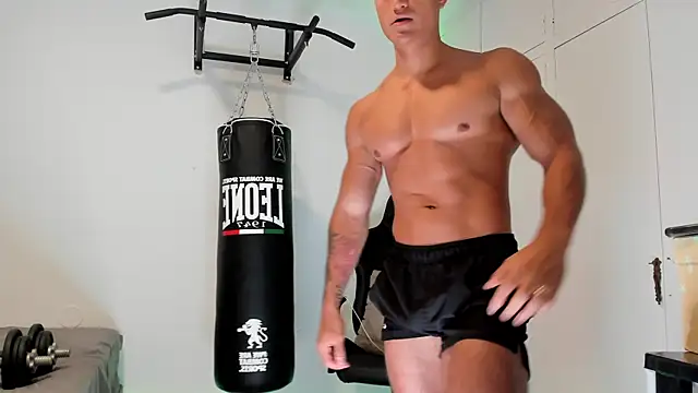 Snapshot of dan01_ chatting on September 11, 2025, 9:53 am dan01  online show from September 11, 2025, 9:53 am