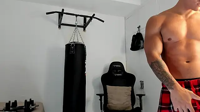 Snapshot of dan01_ chatting on September 29, 2025, 7:37 am dan01  online show from September 29, 2025, 7:37 am