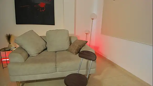 ina  nnaa online show from February 14, 2025, 9:43 pm