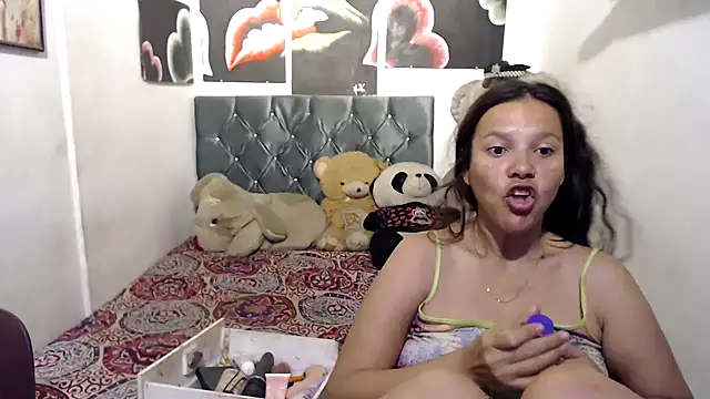 manzanahot9 online show from March 20, 2025, 11:27 am