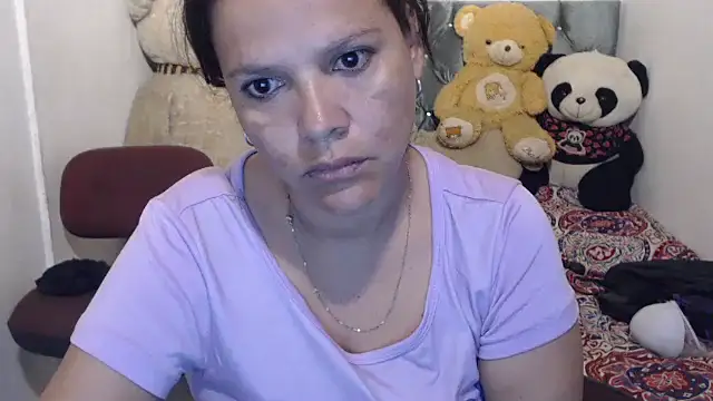 manzanahot9 online show from December 14, 2024, 12:33 pm