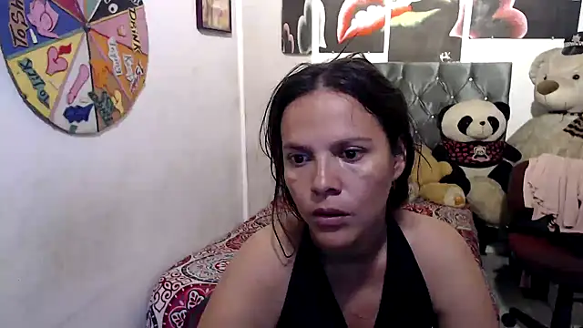 manzanahot9 online show from March 9, 2025, 1:26 pm