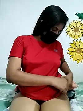 SLZAARA online show from March 20, 2025, 2:32 pm