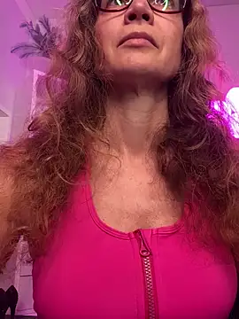 Snapshot of AnnikaRose chatting on April 27, 2026, 11:52 am AnnikaRose online show from April 27, 2026, 11:52 am