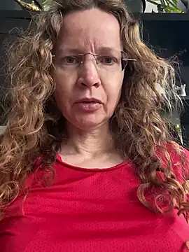 Snapshot of AnnikaRose chatting on April 7, 2026, 7:10 am AnnikaRose online show from April 7, 2026, 7:10 am