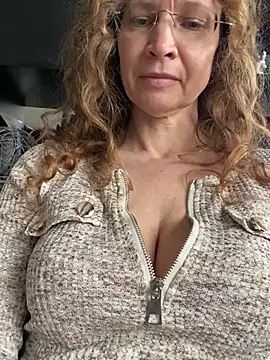 Snapshot of AnnikaRose chatting on March 30, 2026, 10:28 am AnnikaRose online show from March 30, 2026, 10:28 am