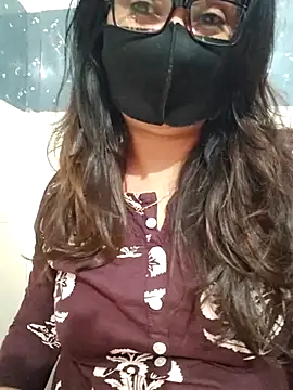 Snapshot of Aishwaryaa_69 chatting on February 4, 2026, 9:37 am Aishwaryaa 69 online show from February 4, 2026, 9:37 am