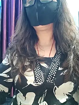 Snapshot of Aishwaryaa_69 chatting on February 13, 2026, 10:15 am Aishwaryaa 69 online show from February 13, 2026, 10:15 am