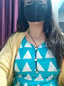 Snapshot of Aishwaryaa_69 chatting on January 8, 2026, 7:03 am Aishwaryaa 69 online show from January 8, 2026, 7:03 am