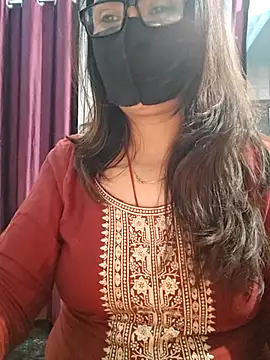 Snapshot of Aishwaryaa_69 chatting on December 18, 2025, 1:04 pm Aishwaryaa 69 online show from December 18, 2025, 1:04 pm