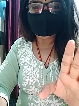 Snapshot of Aishwaryaa_69 chatting on February 27, 2026, 7:30 am Aishwaryaa 69 online show from February 27, 2026, 7:30 am