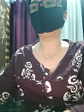 Aishwaryaa 69 online show from October 31, 2025, 12:24 pm