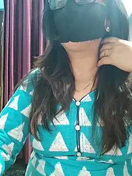 Snapshot of Aishwaryaa_69 chatting on January 14, 2026, 11:14 am Aishwaryaa 69 online show from January 14, 2026, 11:14 am