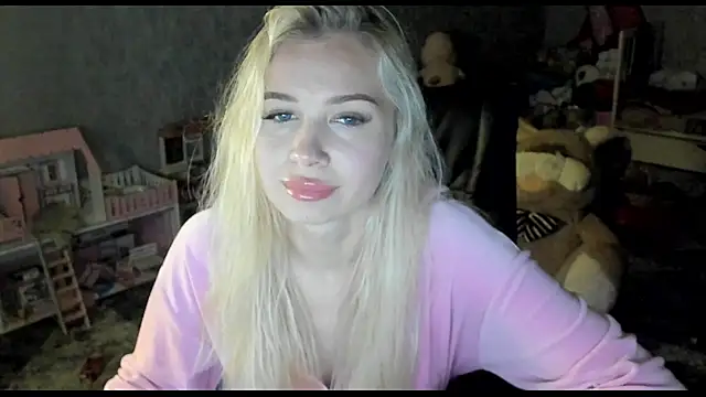 Snapshot of _NigoNika chatting on April 25, 2026, 7:55 pm NigoNika online show from April 25, 2026, 7:55 pm