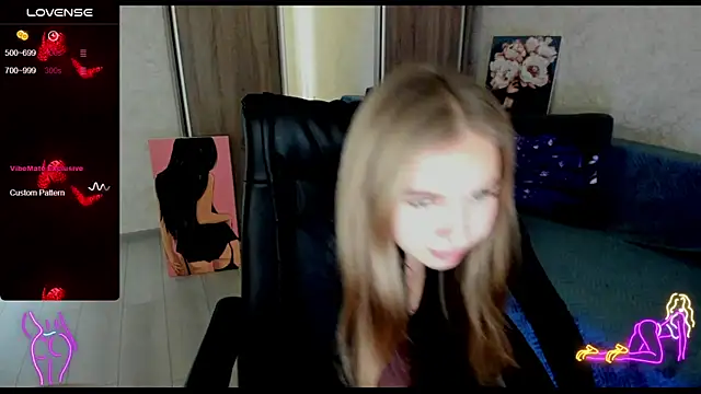 Snapshot of _NigoNika chatting on February 6, 2025, 11:42 am NigoNika online show from February 6, 2025, 11:42 am