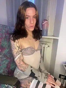 giuli zerozero online show from January 7, 2025, 3:02 pm