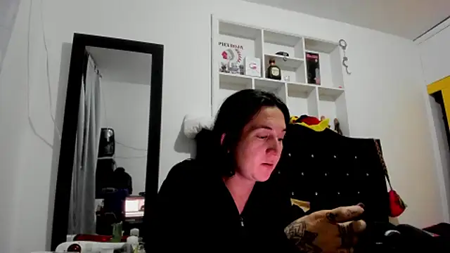 Sweet-Suck69 online show from February 23, 2026, 3:52 am