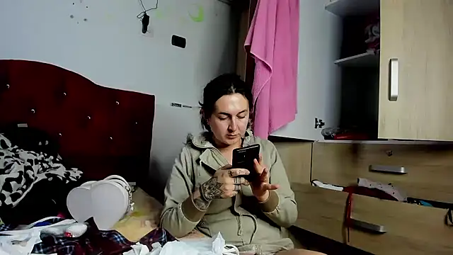 Sweet-Suck69 online show from March 17, 2025, 10:51 pm