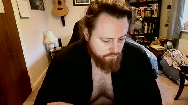 Hairy Guy30 online show from February 17, 2026, 5:10 pm