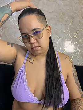 naughtylesbians   online show from April 14, 2026, 1:43 am