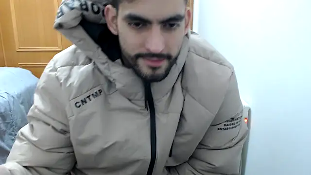 Jackyrose online show from January 19, 2025, 9:11 am