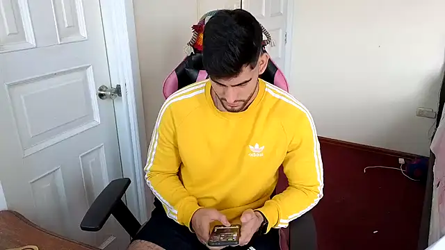 Snapshot of Jackyrose chatting on December 20, 2025, 9:17 pm Jackyrose online show from December 20, 2025, 9:17 pm