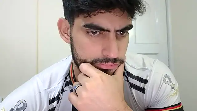 Snapshot of Jackyrose chatting on January 13, 2026, 11:19 pm Jackyrose online show from January 13, 2026, 11:19 pm