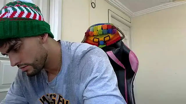 Snapshot of Jackyrose chatting on December 19, 2025, 8:33 pm Jackyrose online show from December 19, 2025, 8:33 pm