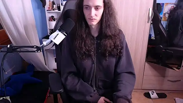 Snapshot of MemiKouki chatting on January 27, 2025, 5:37 pm MemiKouki online show from January 27, 2025, 5:37 pm