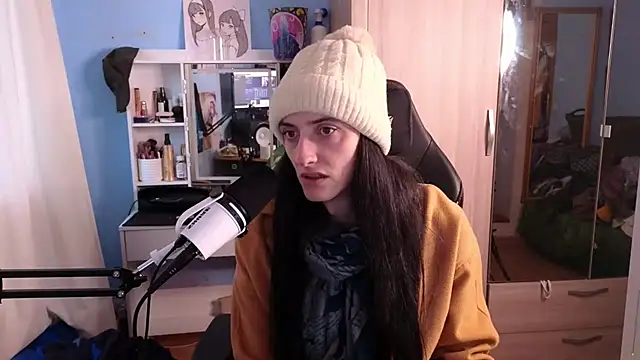 Snapshot of MemiKouki chatting on March 18, 2025, 5:33 pm MemiKouki online show from March 18, 2025, 5:33 pm