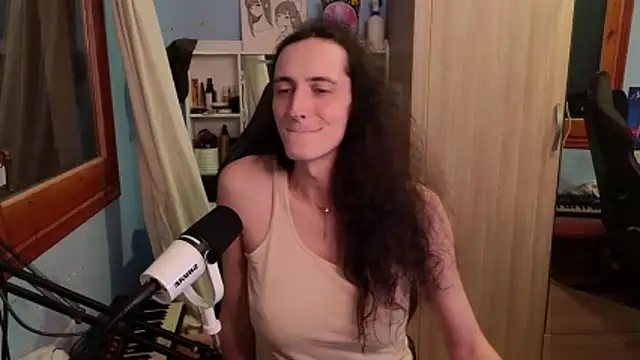 Snapshot of MemiKouki chatting on February 13, 2026, 5:57 pm MemiKouki online show from February 13, 2026, 5:57 pm