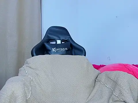 Snapshot of Miaa_love6969 chatting on March 19, 2025, 4:14 am Miaa love6969 online show from March 19, 2025, 4:14 am